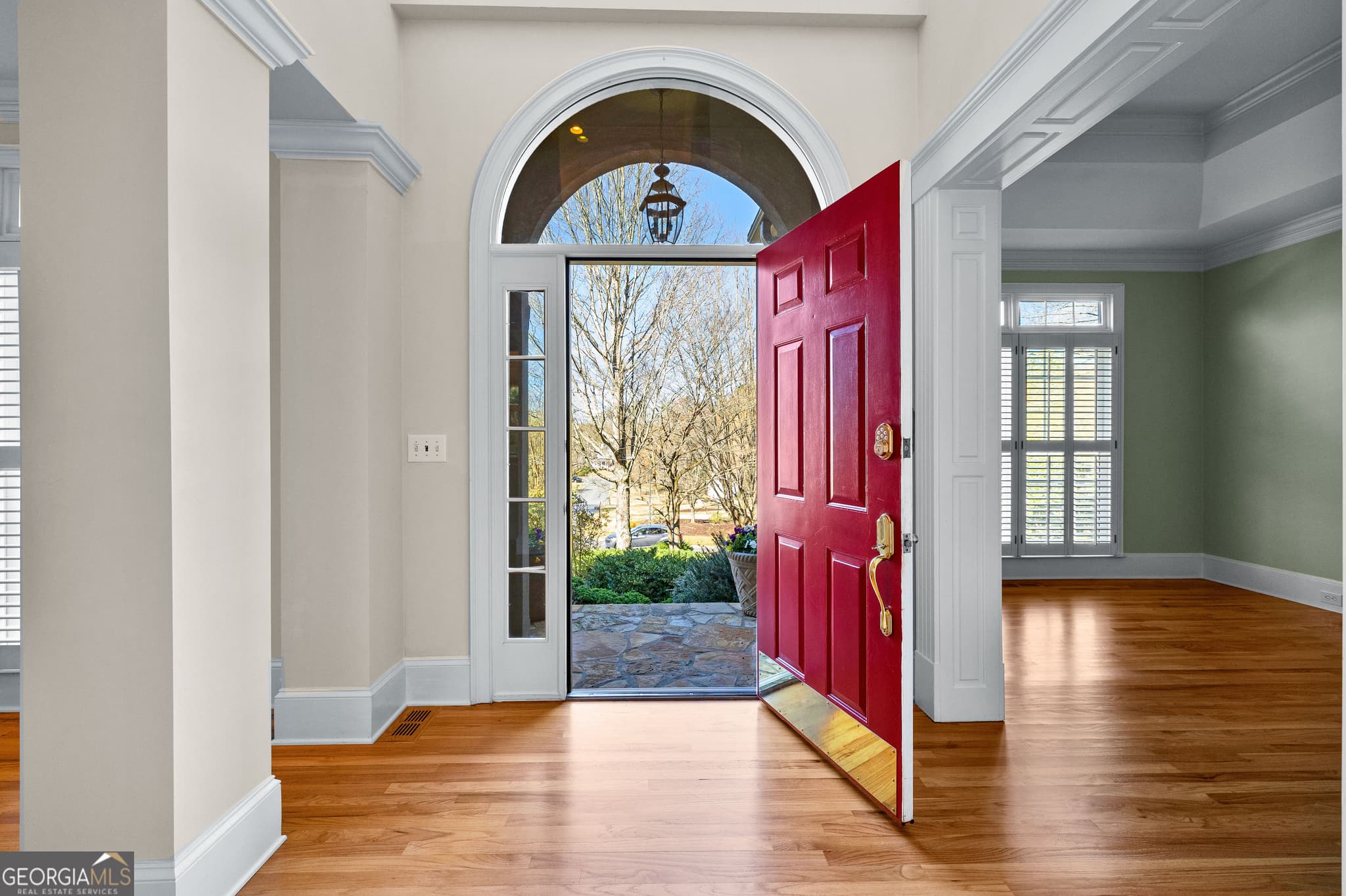 5 bedroom, 3.5 bathroom, 4,992 sq ft single family residence for sale at 322 Loring Lane, Peachtree City, GA 30269 — photo 7
