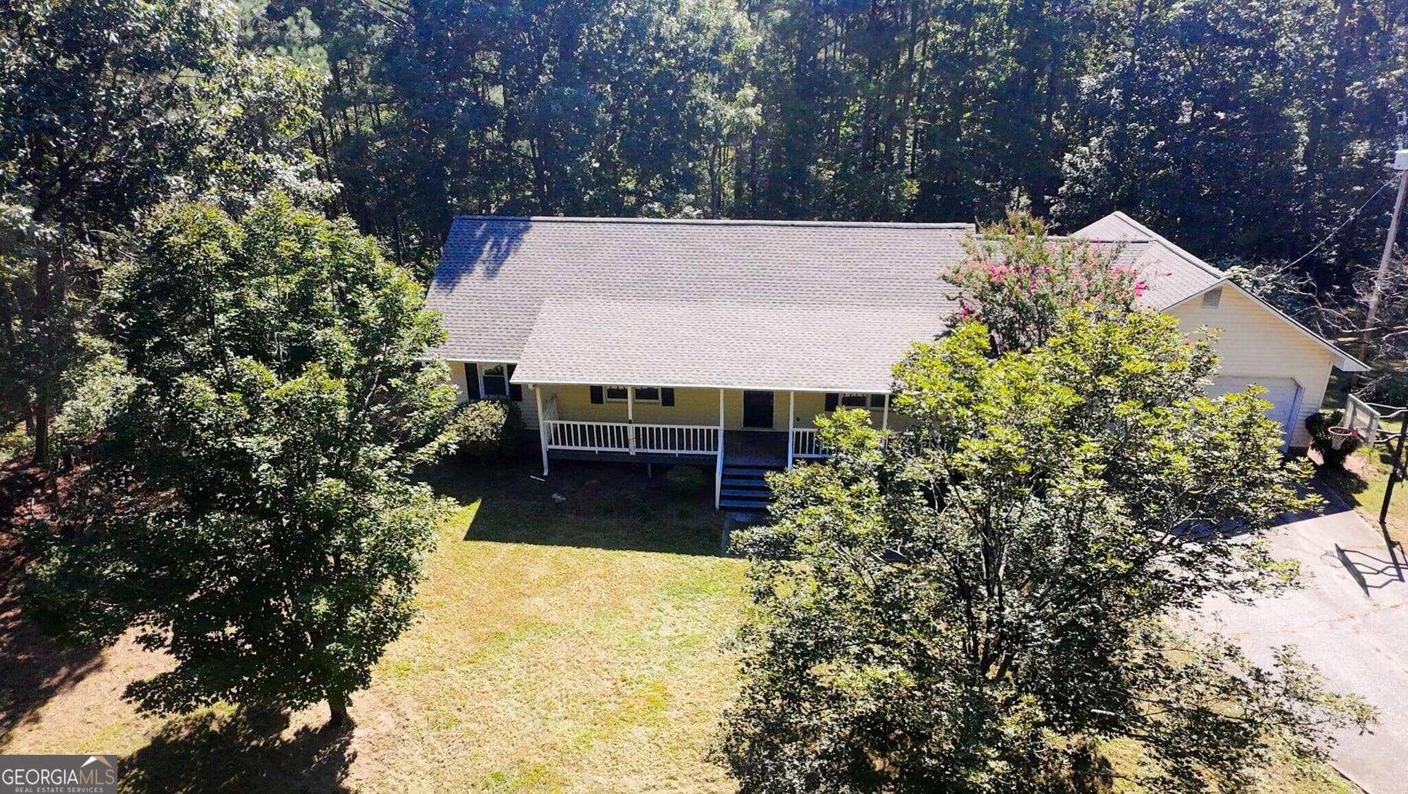 3 bedroom, 2 bathroom, 1,816 sq ft single family residence for sale at 2186 Ewing Chapel Road, Dacula, GA 30019