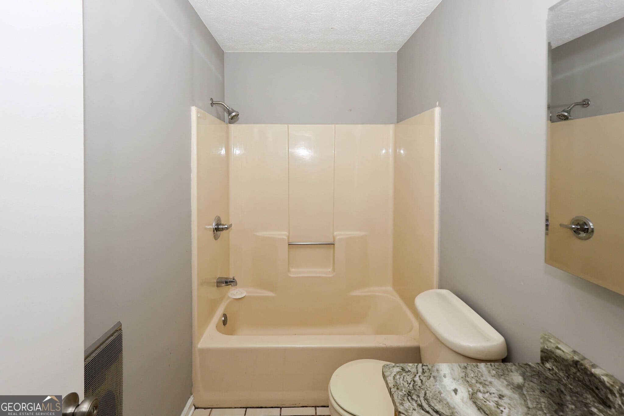 3 bedroom, 2 bathroom, 1,816 sq ft single family residence for sale at 2186 Ewing Chapel Road, Dacula, GA 30019 — photo 9