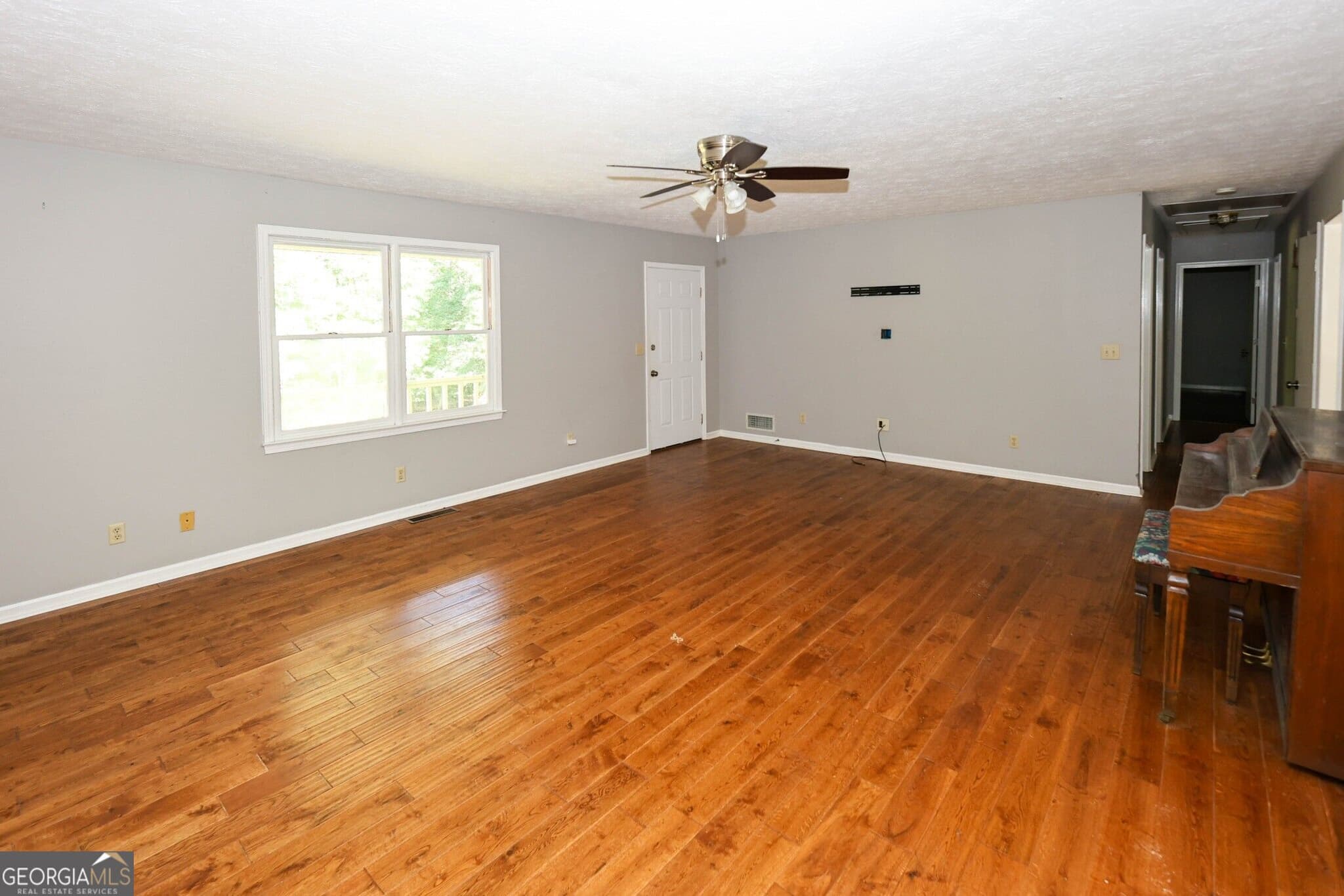 3 bedroom, 2 bathroom, 1,816 sq ft single family residence for sale at 2186 Ewing Chapel Road, Dacula, GA 30019 — photo 8