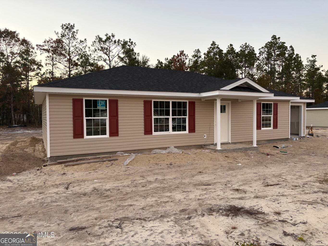 3 bedroom, 2 bathroom, 1,204 sq ft single family residence for sale at 69 Pine Ridge Road, Jesup, GA 31545