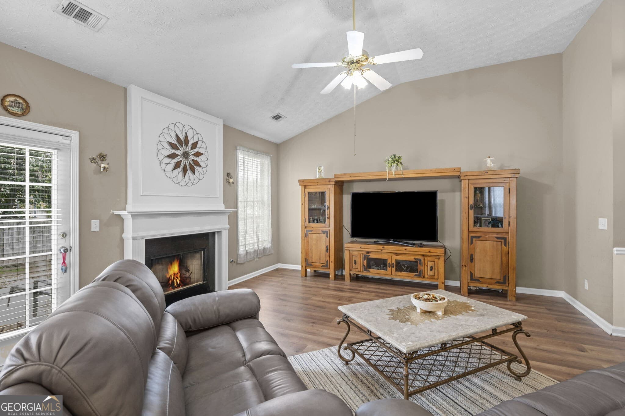 4 bedroom, 2 bathroom, 1,988 sq ft single family residence for sale at 2114 Beacon Crest Drive, Buford, GA 30519 — photo 10