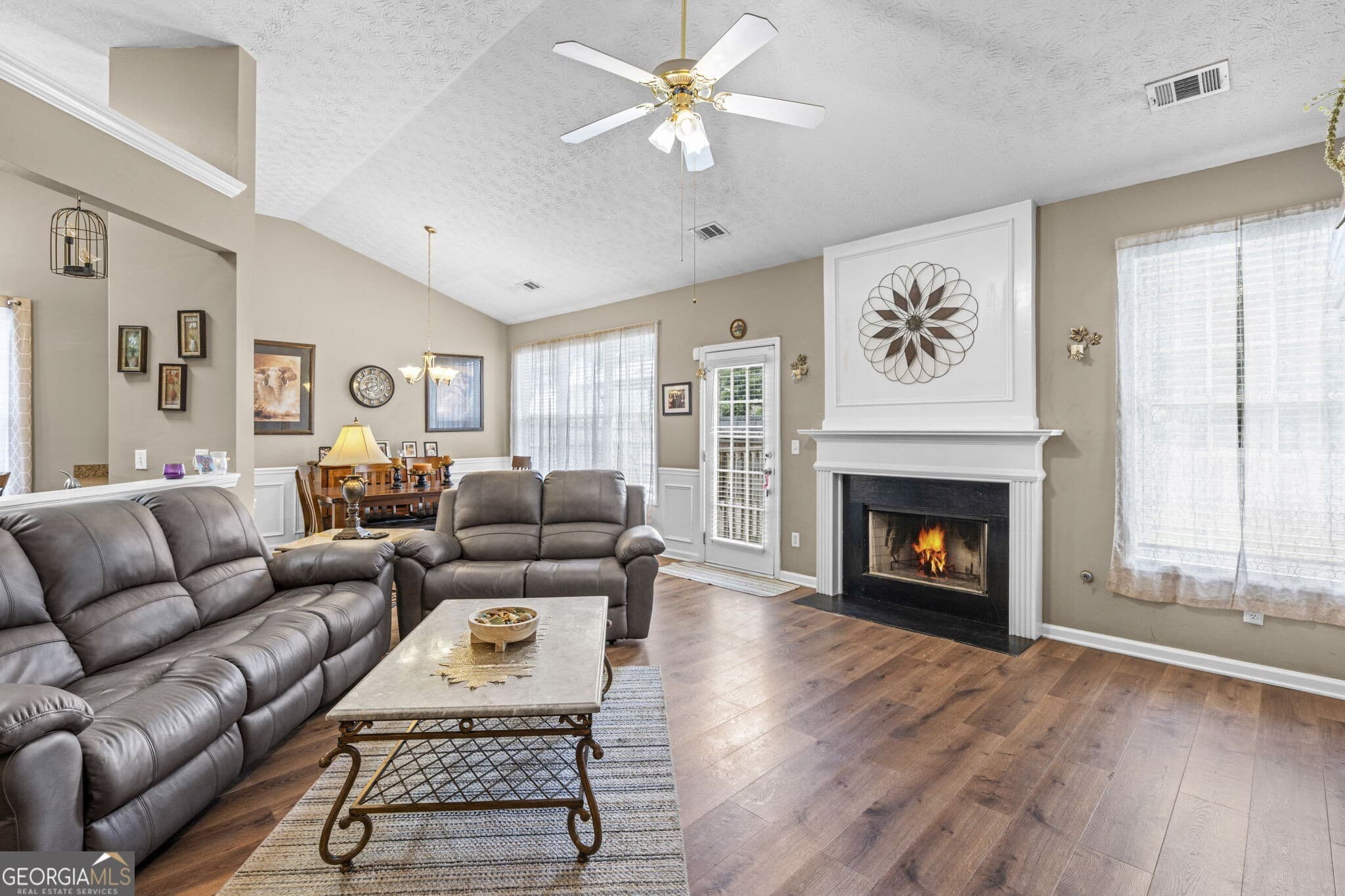 4 bedroom, 2 bathroom, 1,988 sq ft single family residence for sale at 2114 Beacon Crest Drive, Buford, GA 30519 — photo 8