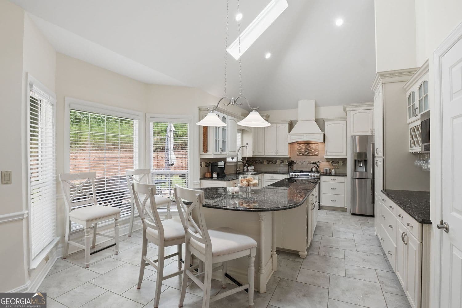 4 bedroom, 3.5 bathroom, 3,698 sq ft single family residence for sale at 5270 Cameron Forest Parkway, Johns Creek, GA 30022 — photo 9
