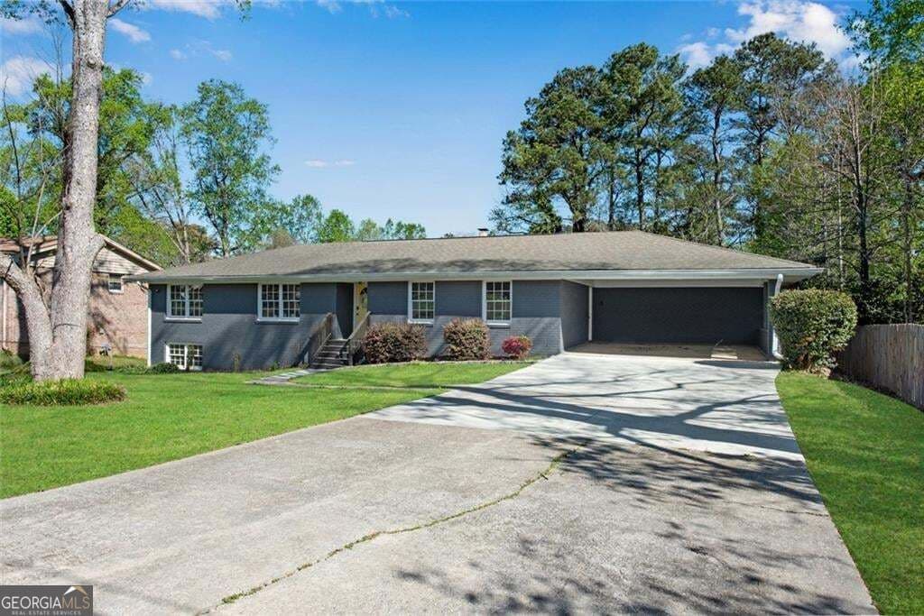 3 bedroom, 2 bathroom, 1,739 sq ft single family residence for rent at 3941 Forest Drive, Lithia Springs, GA 30122 for $2,000 a month — photo 5