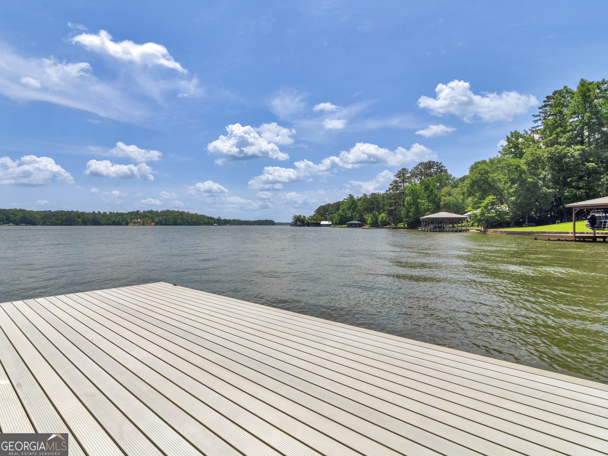 3 bedroom, 3 bathroom, 3,344 sq ft single family residence for sale at 210 Roberts Point Road, Jackson, GA 30233 — photo 10