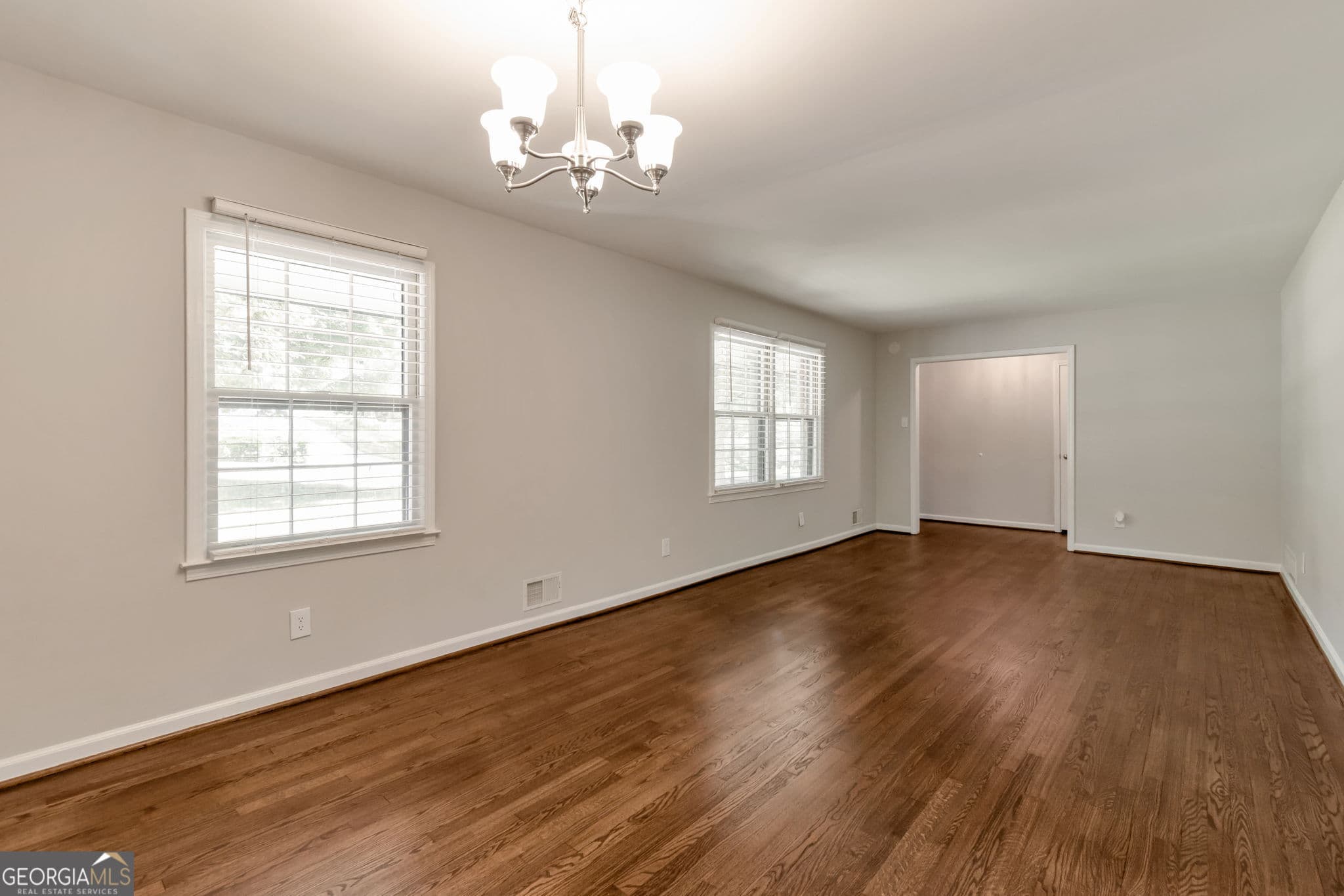 3 bedroom, 2 bathroom, 1,664 sq ft single family residence for sale at 1289 Renee Drive, Lilburn, GA 30047 — photo 5