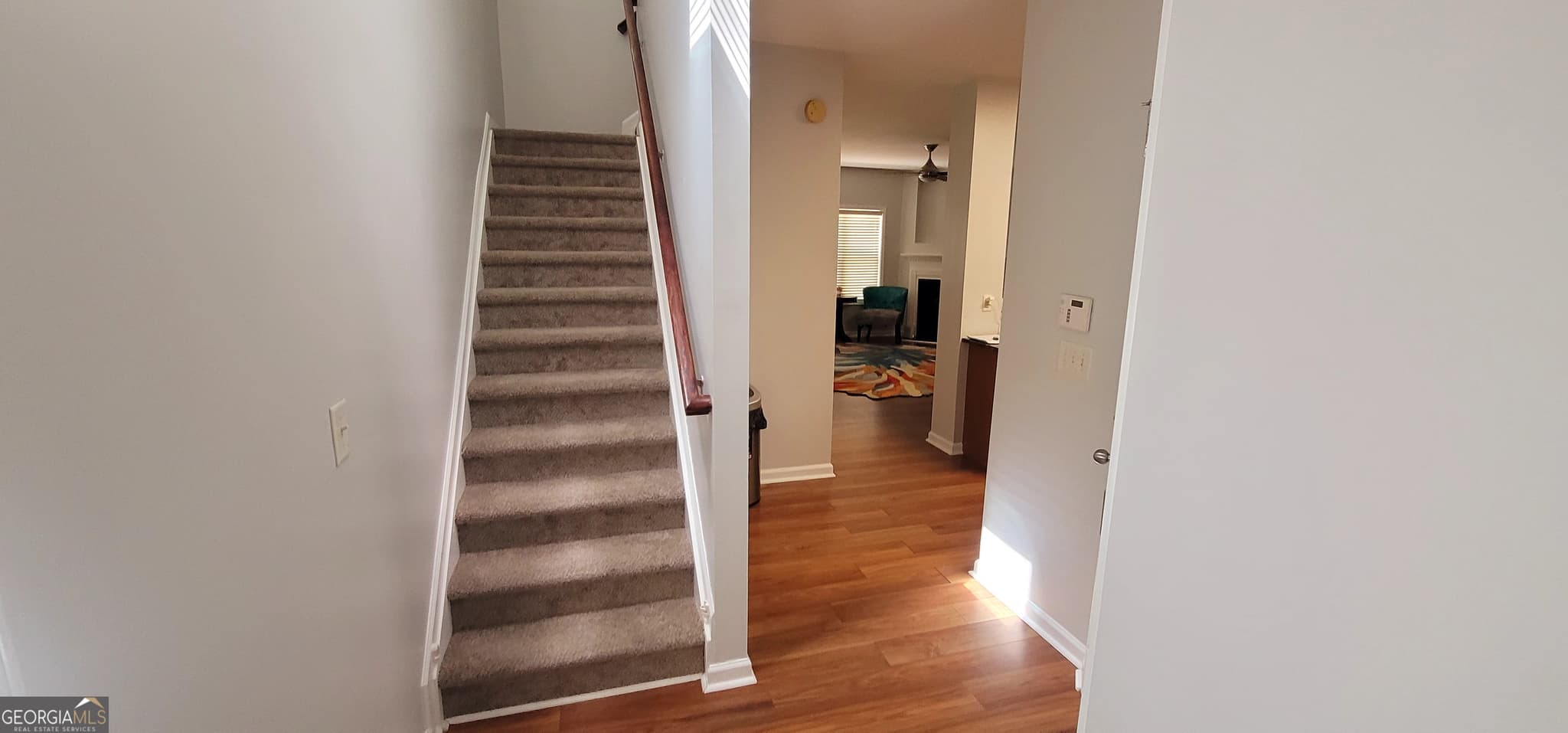 3 bedroom, 2.5 bathroom, 1,873 sq ft townhouse for sale at 5719 Singlebriar Court, Norcross, GA 30093 — photo 3