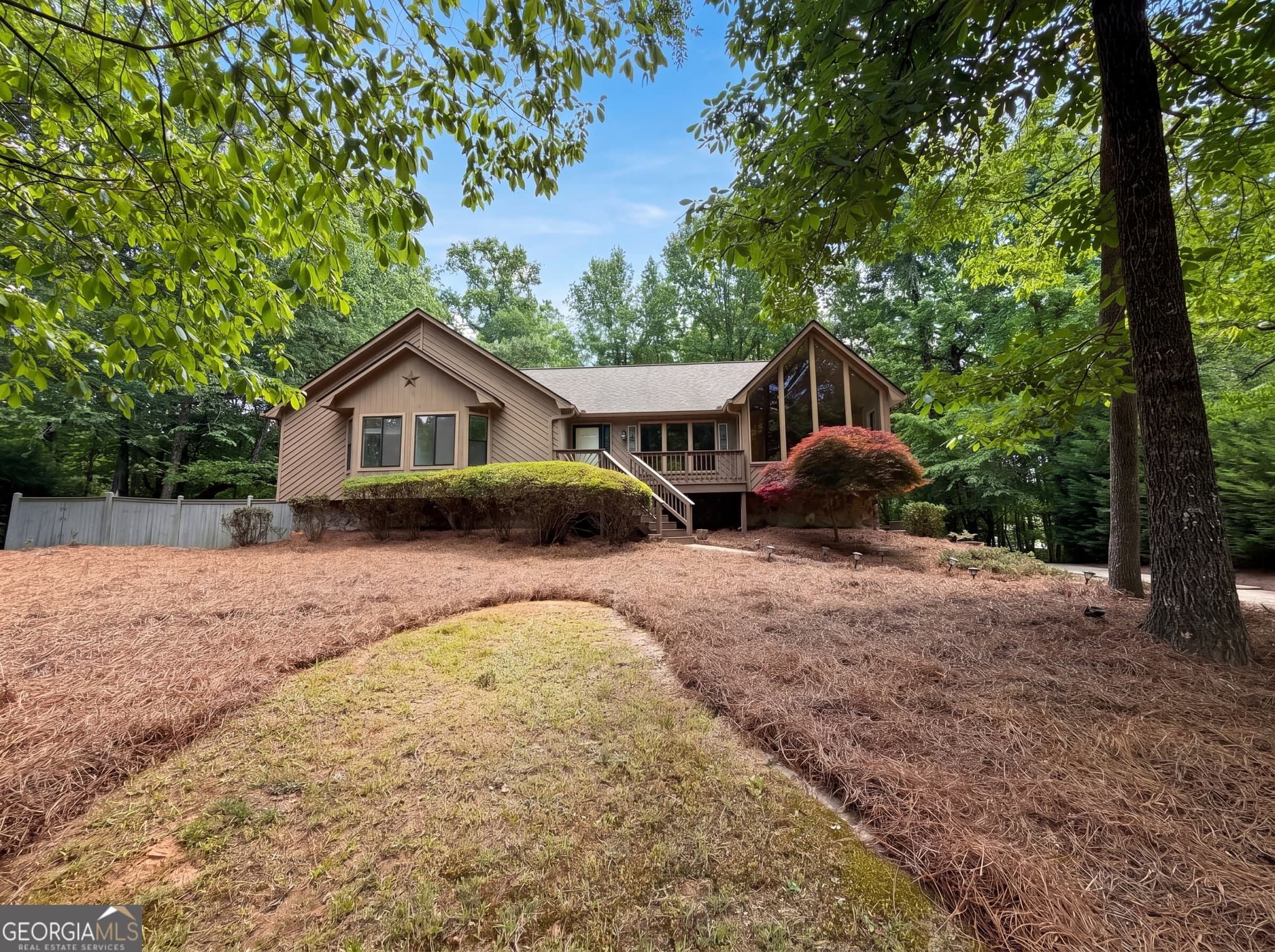 4 bedroom, 3 bathroom, 2,701 sq ft single family residence for sale at 4958 Scotts Creek Trail, Peachtree Corners, GA 30096 — photo 1 of 52