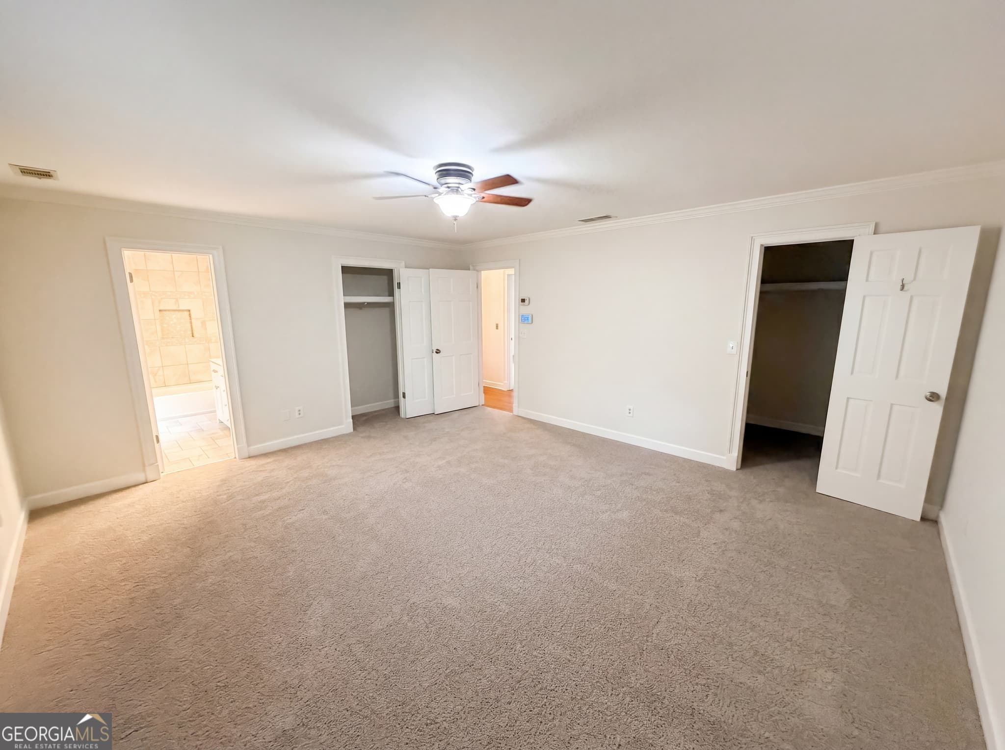 4 bedroom, 3 bathroom, 2,701 sq ft single family residence for sale at 4958 Scotts Creek Trail, Peachtree Corners, GA 30096 — photo 4