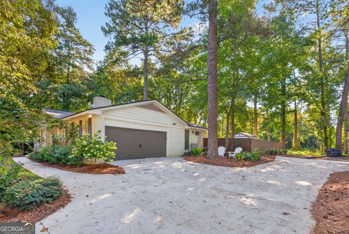 4 bedroom, 3 bathroom, 1,671 sq ft single family residence for sale at 190 Gatewood Place, Athens, GA 30607 — photo 10