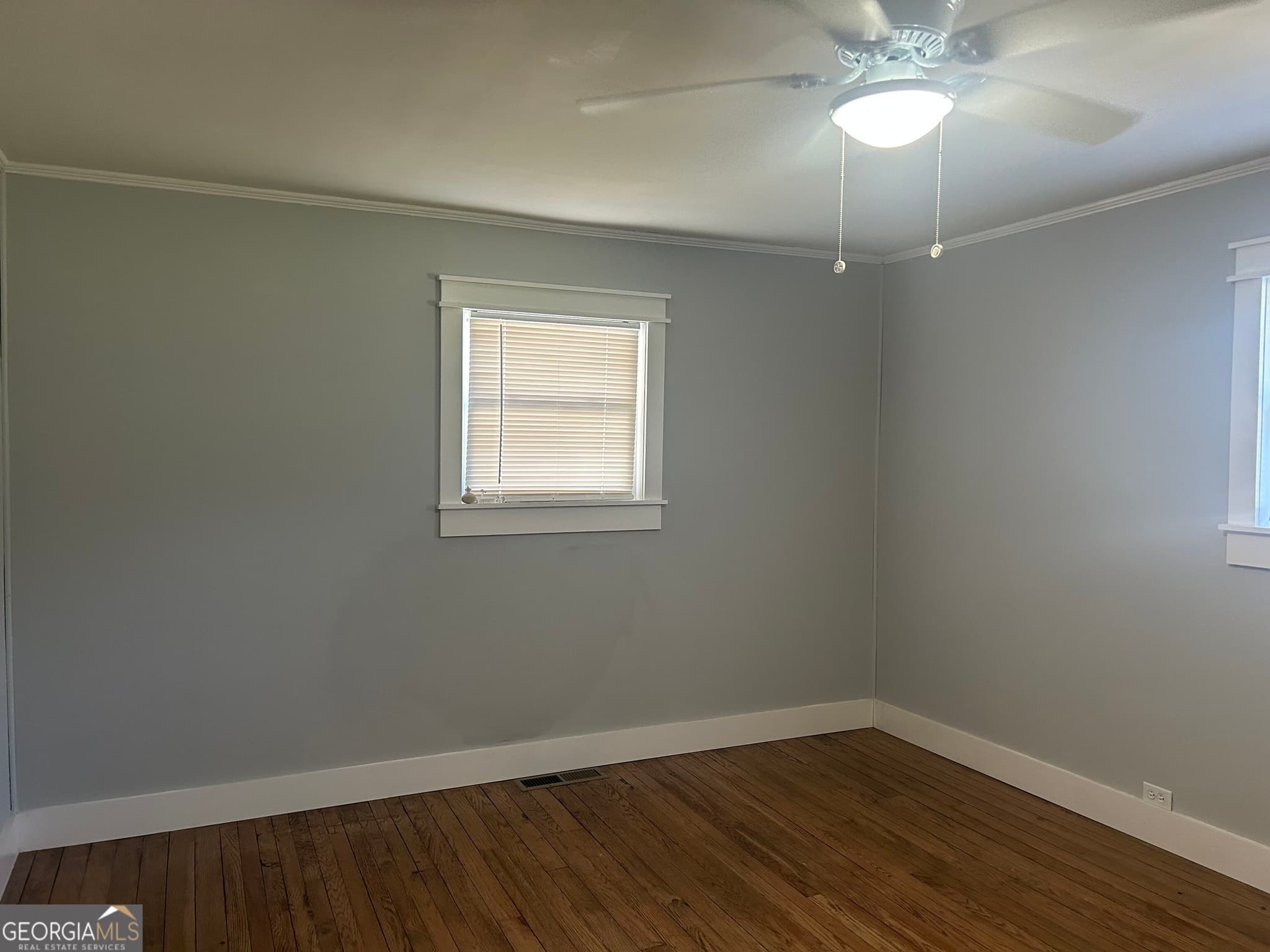 2 bedroom, 1 bathroom, 2,219 sq ft single family residence for rent at 352 N Station Street, Tate, GA 30177 for $1,700 a month — photo 6