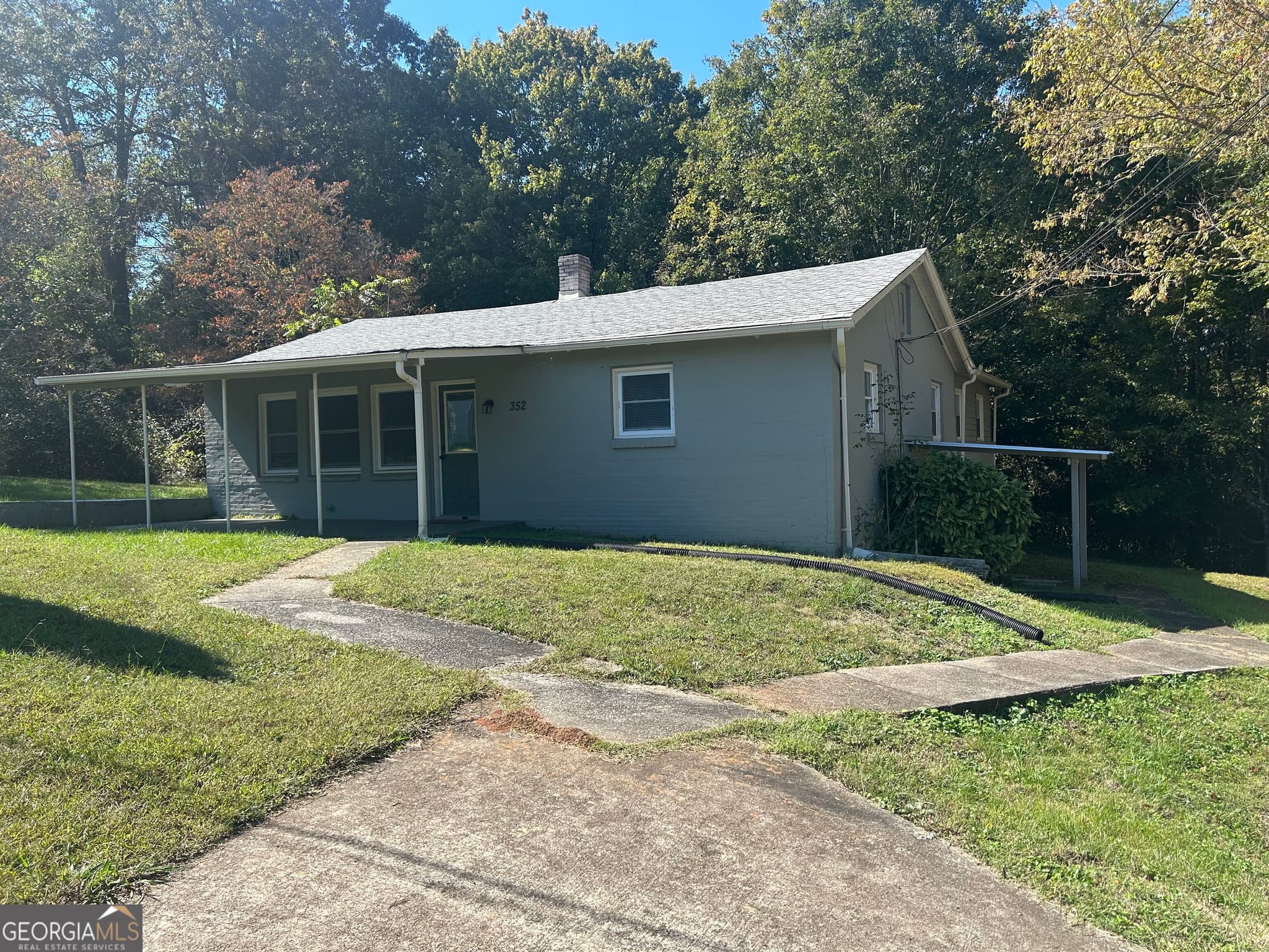 2 bedroom, 1 bathroom, 2,219 sq ft single family residence for rent at 352 N Station Street, Tate, GA 30177 for $1,700 a month — photo 1 of 13
