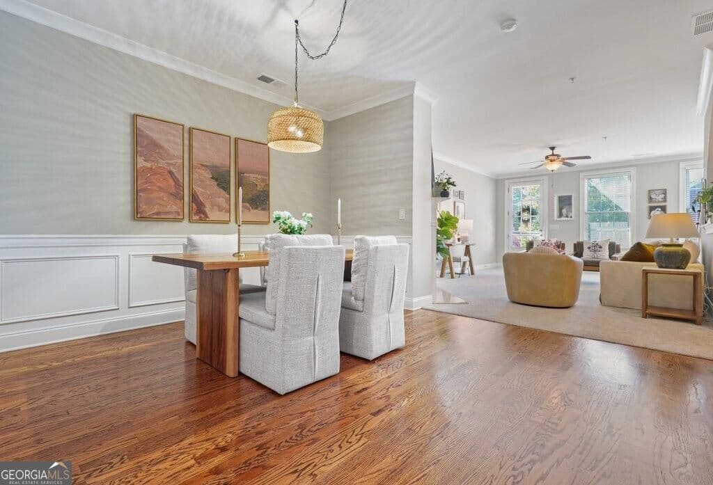 2 bedroom, 2.5 bathroom, 2,040 sq ft condominium for sale at 5905 Waters Edge Trail, Roswell, GA 30075 — photo 6