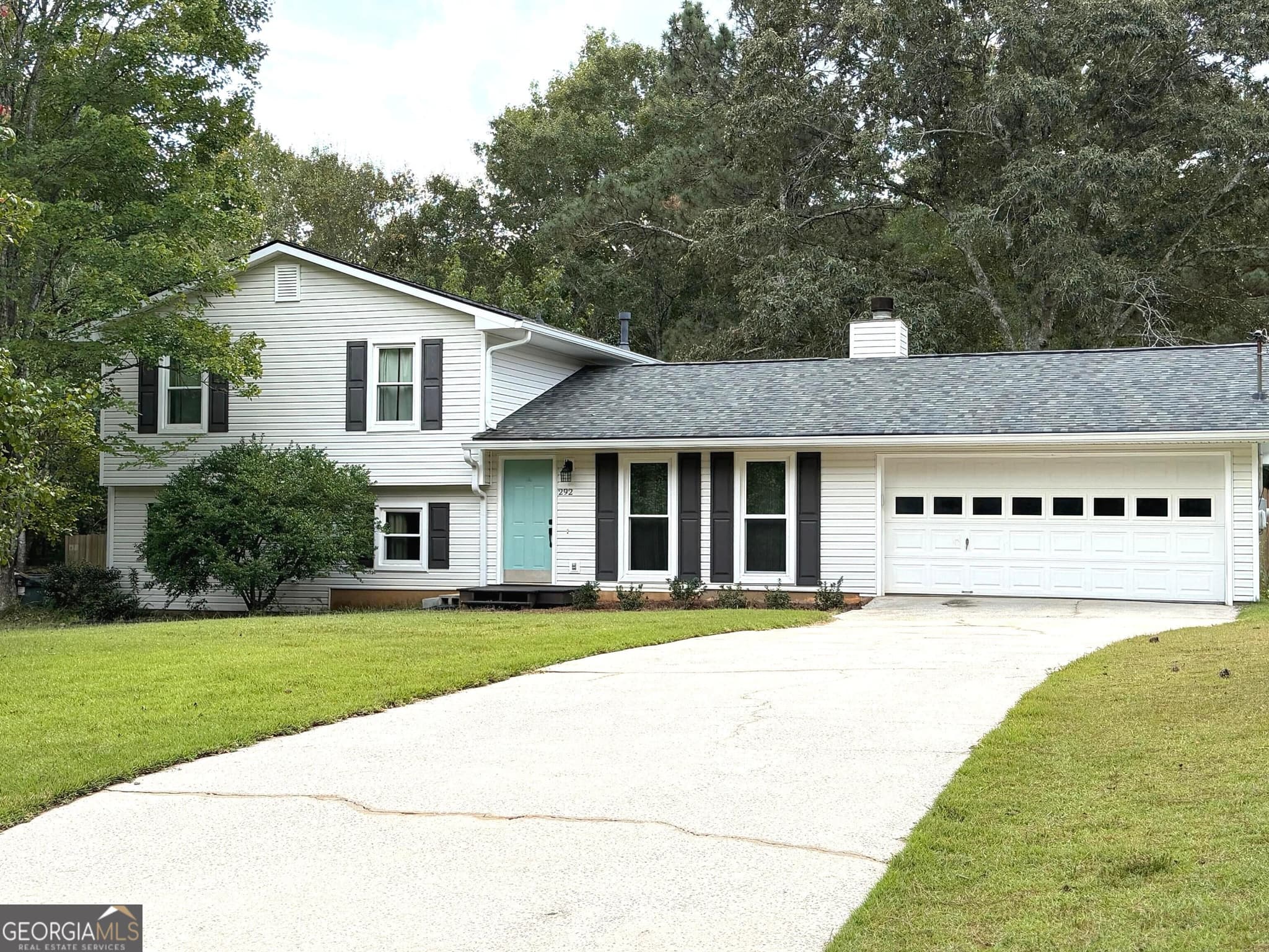 4 bedroom, 2 bathroom, 2,160 sq ft single family residence for sale at 292 Cypress Circle, Carrollton, GA 30116 — photo 1 of 24