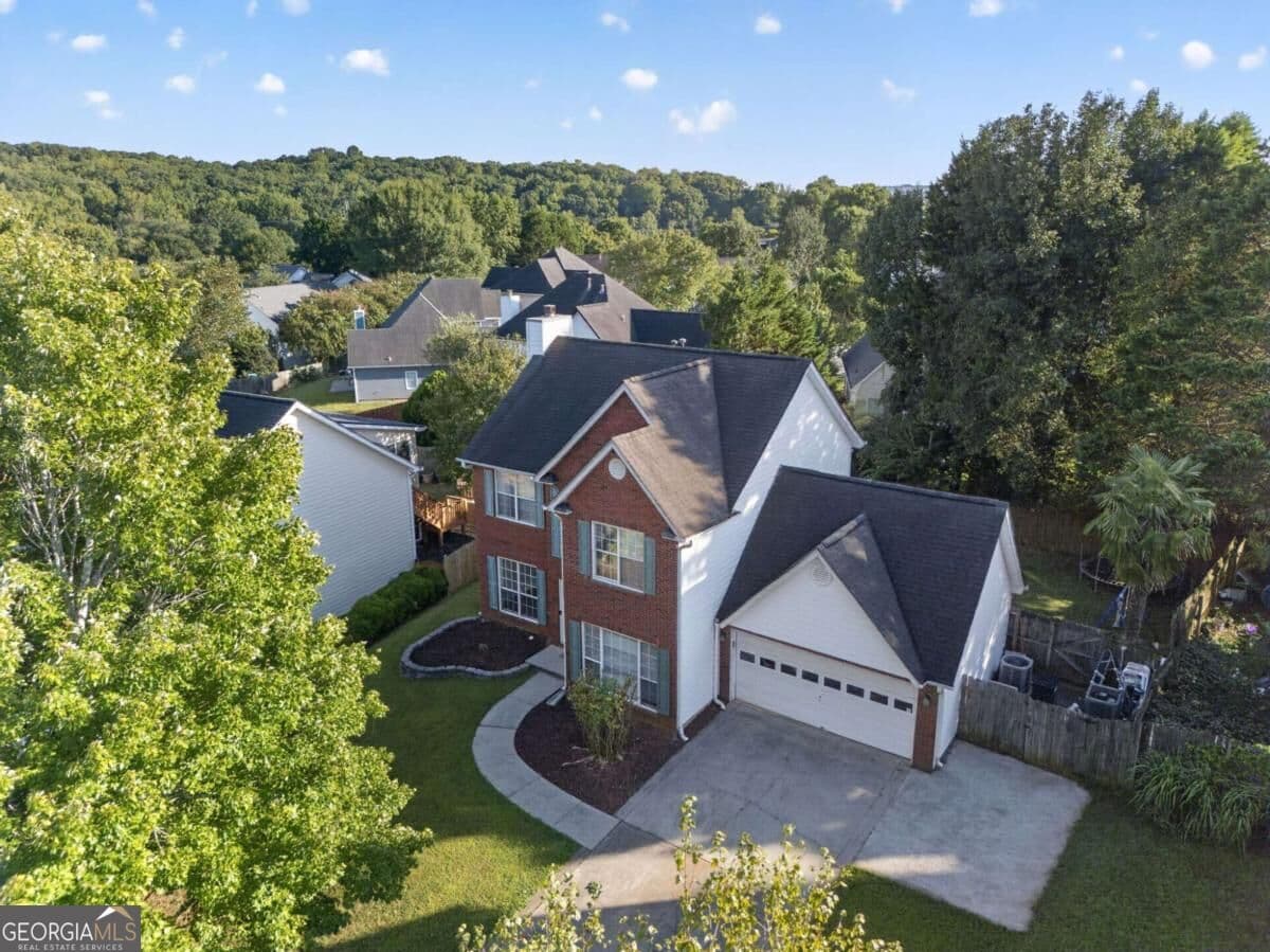 3 bedroom, 2.5 bathroom, 1,802 sq ft single family residence for sale at 915 Charter Club Drive, Lawrenceville, GA 30043 — photo 2