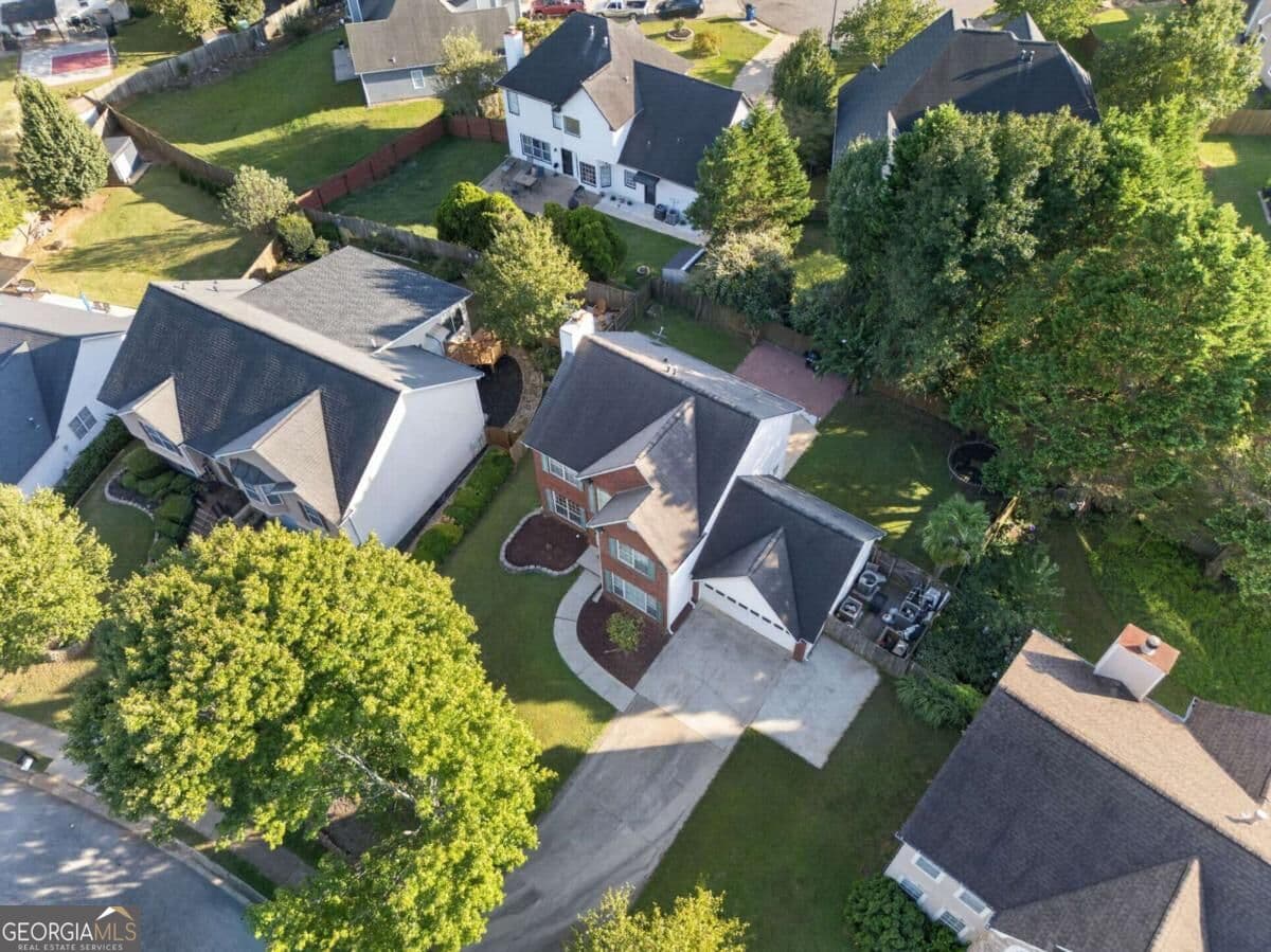 3 bedroom, 2.5 bathroom, 1,802 sq ft single family residence for sale at 915 Charter Club Drive, Lawrenceville, GA 30043 — photo 5