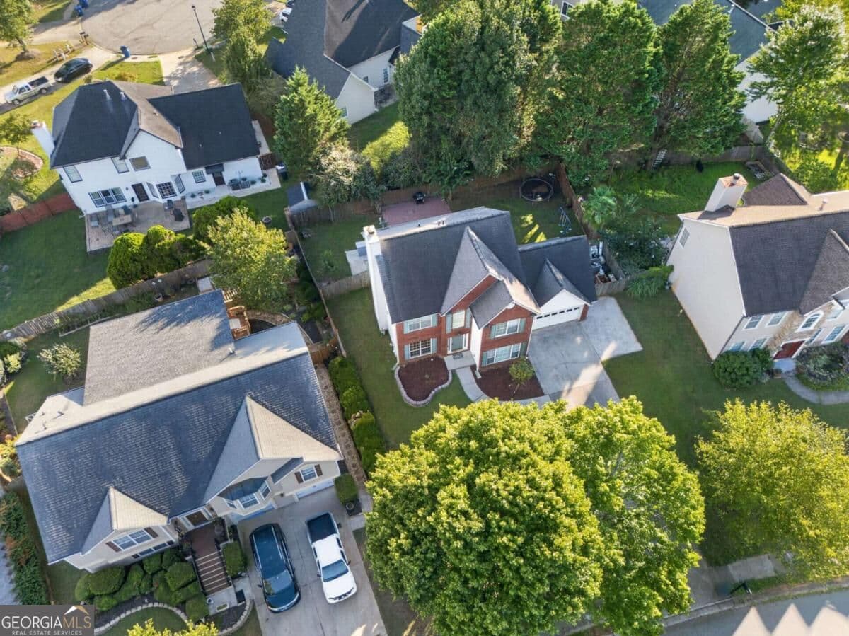 3 bedroom, 2.5 bathroom, 1,802 sq ft single family residence for sale at 915 Charter Club Drive, Lawrenceville, GA 30043 — photo 4