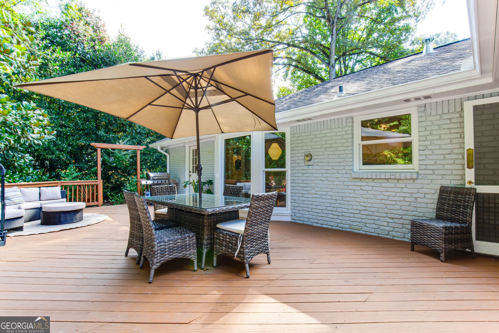 4 bedroom, 2.5 bathroom, 2,613 sq ft single family residence for rent at 485 Riverside Parkway, Sandy Springs, GA 30328 for $11,000 a month — photo 6