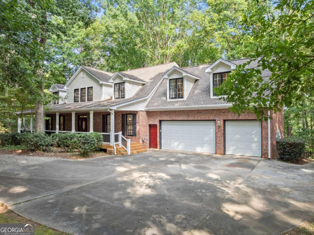 5 bedroom, 4.5 bathroom, 5,444 sq ft single family residence sold at 1040 Auburn Road, Dacula, GA 30019