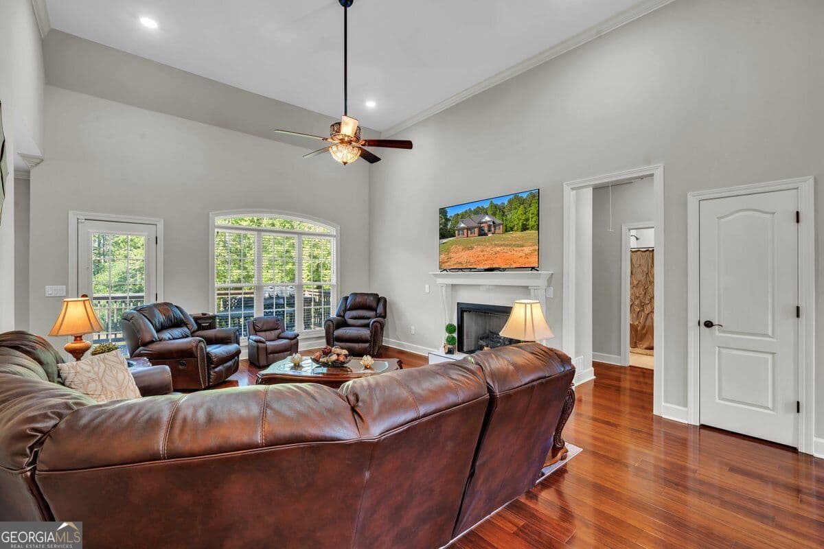 3 bedroom, 2.5 bathroom, 2,023 sq ft single family residence for sale at 2594 Lassiter Road, Forsyth, GA 31029 — photo 5