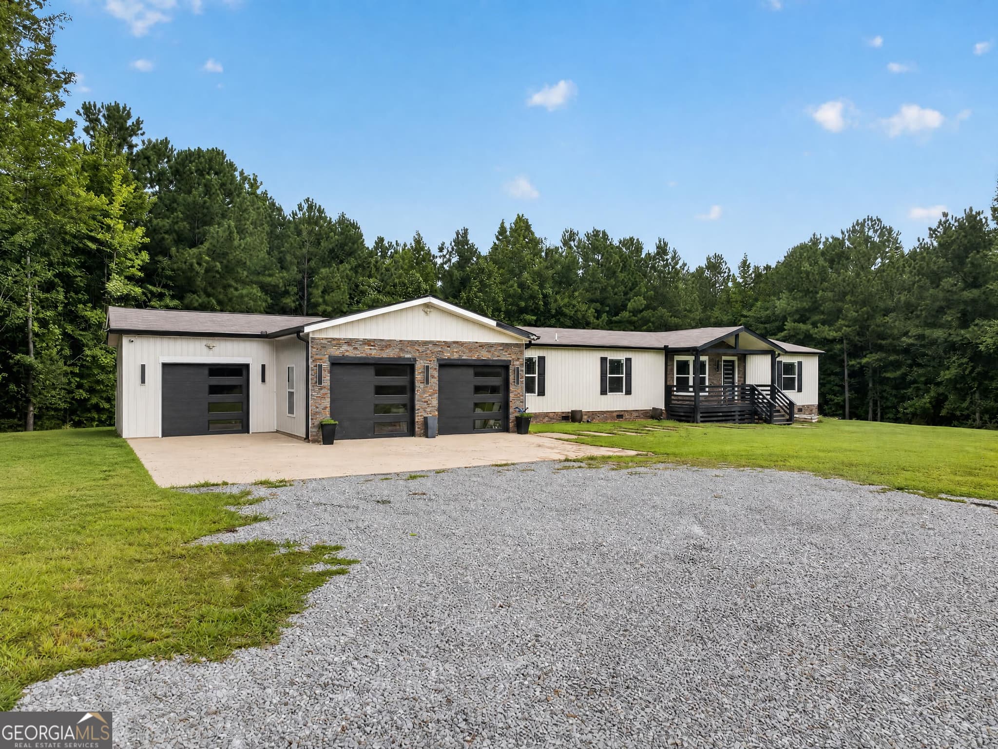 5 bedroom, 2 bathroom, 2,700 sq ft manufactured home,single family residence for sale at 85 Old Bushmill Road, Bremen, GA 30110 — photo 4
