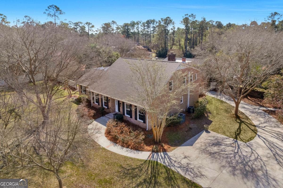4 bedroom, 3.5 bathroom, 3,479 sq ft single family residence for sale at 1808 Seminole Trail, Waycross, GA 31501 — photo 7