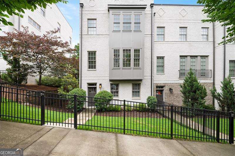 3 bedroom, 3.5 bathroom, 2,435 sq ft townhouse sold at 6083 Boylston Drive, Sandy Springs, GA 30328