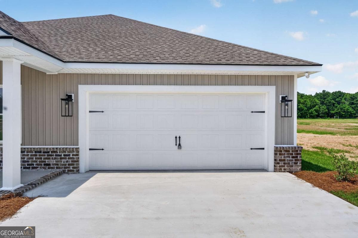 4 bedroom, 2 bathroom, 2,099 sq ft single family residence for sale at 481 S T Morris Road, Ludowici, GA 31316 — photo 8