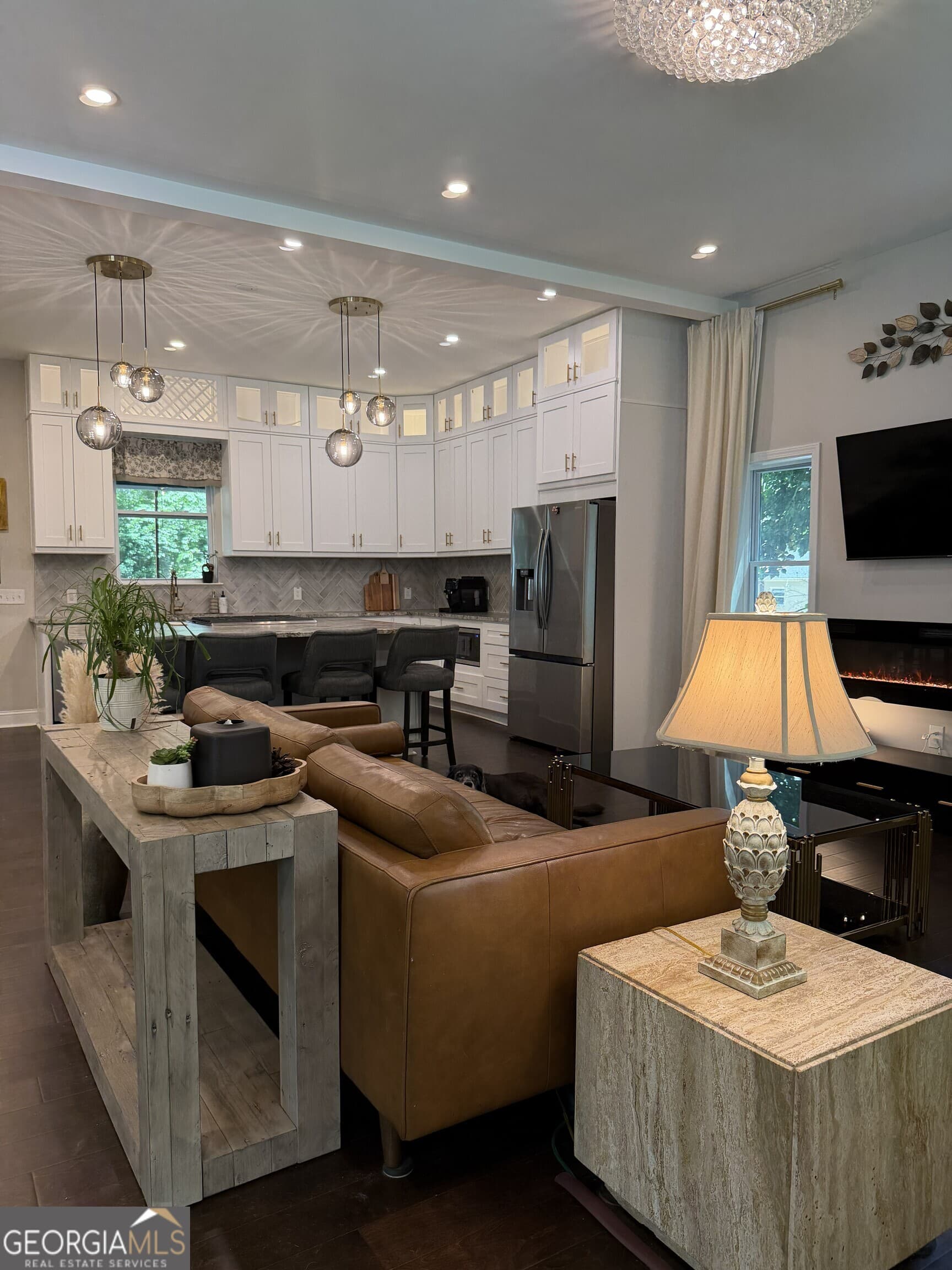 4 bedroom, 2.5 bathroom, 2,560 sq ft single family residence for sale at 256 1st Street, Atlanta, GA 30314 — photo 2