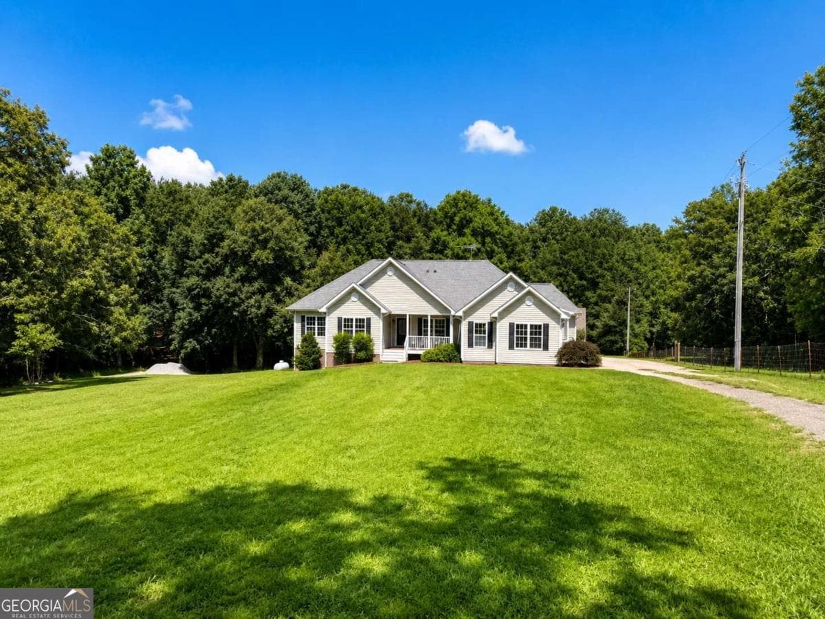 3 bedroom, 3.5 bathroom, 2,829 sq ft single family residence for sale at 3396 Hwy 101, Rockmart, GA 30153 — photo 3
