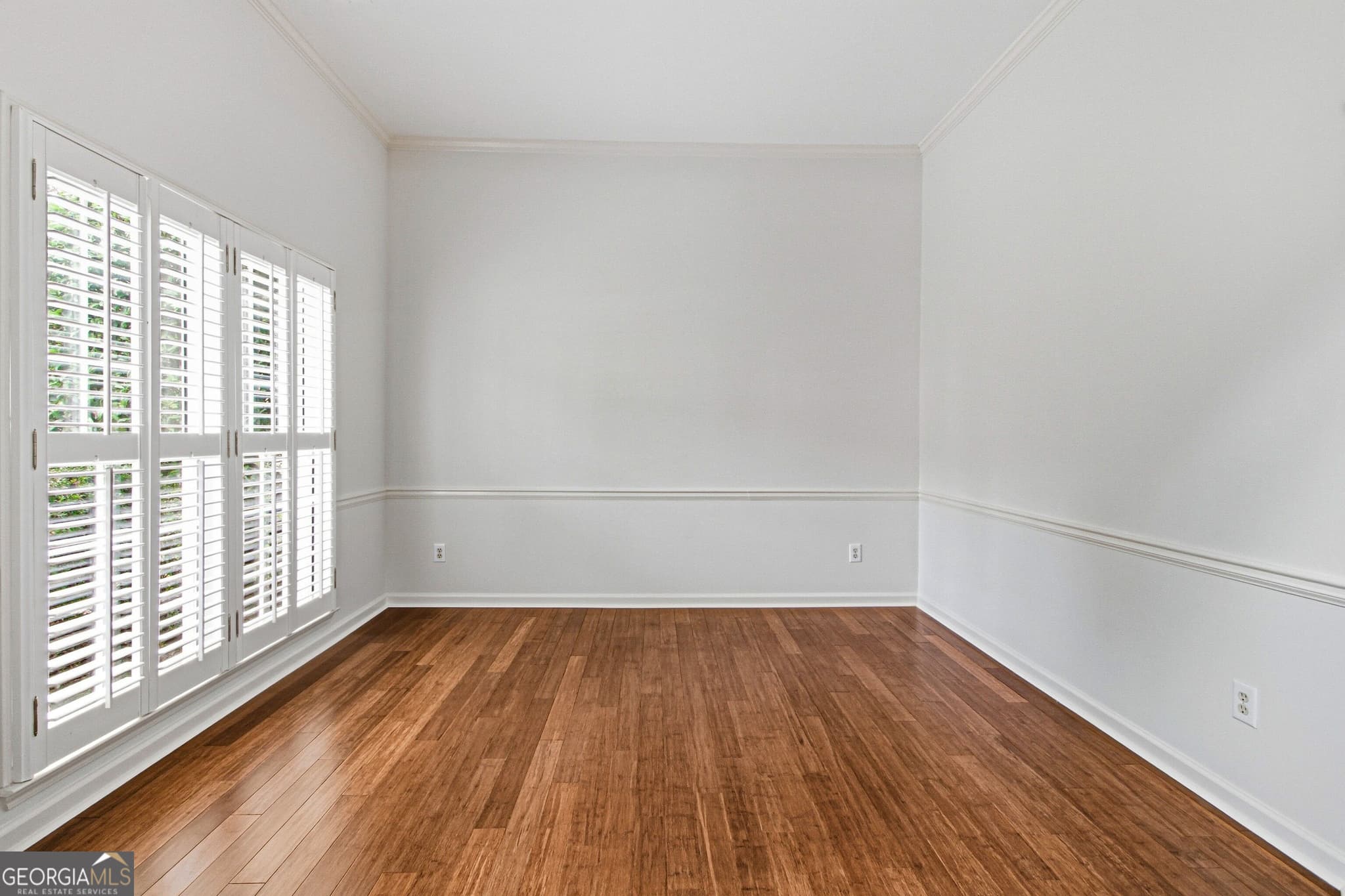 4 bedroom, 3 bathroom, 3,126 sq ft single family residence for sale at 3307 Ellsmere Trace, Marietta, GA 30062 — photo 9