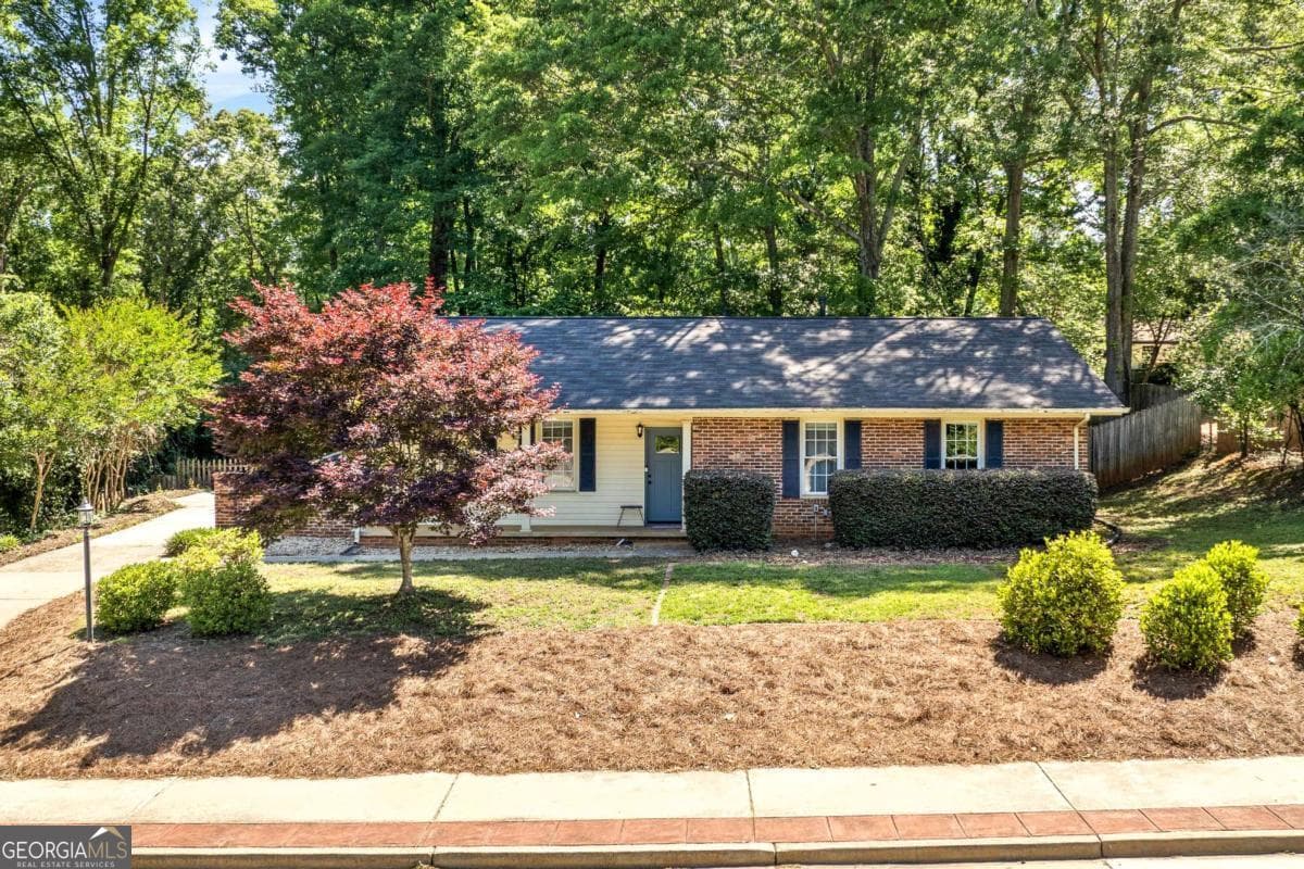 3 bedroom, 1.5 bathroom, 1,358 sq ft single family residence sold at 1009 College Station Road, Athens, GA 30605