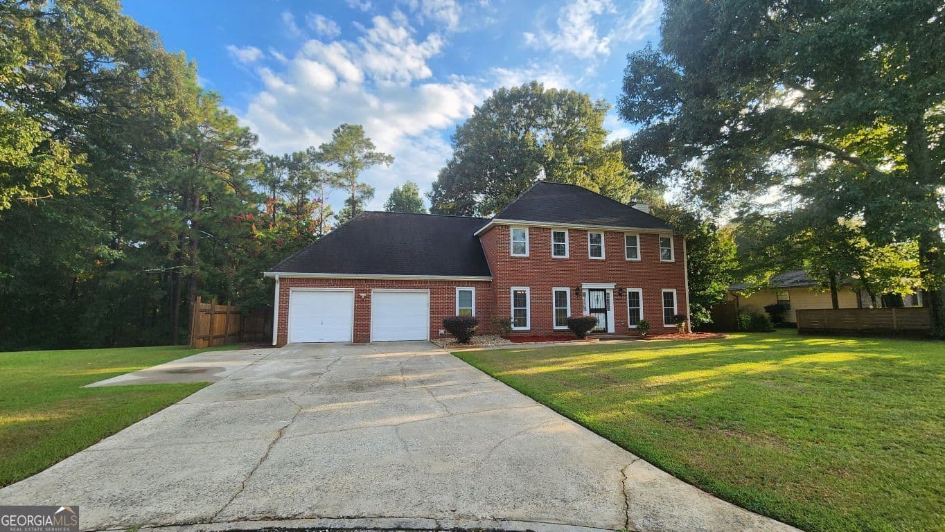 4 bedroom, 3 bathroom, 2,177 sq ft single family residence for sale at 107 Hunters Ridge Road, Warner Robins, GA 31093 — photo 2