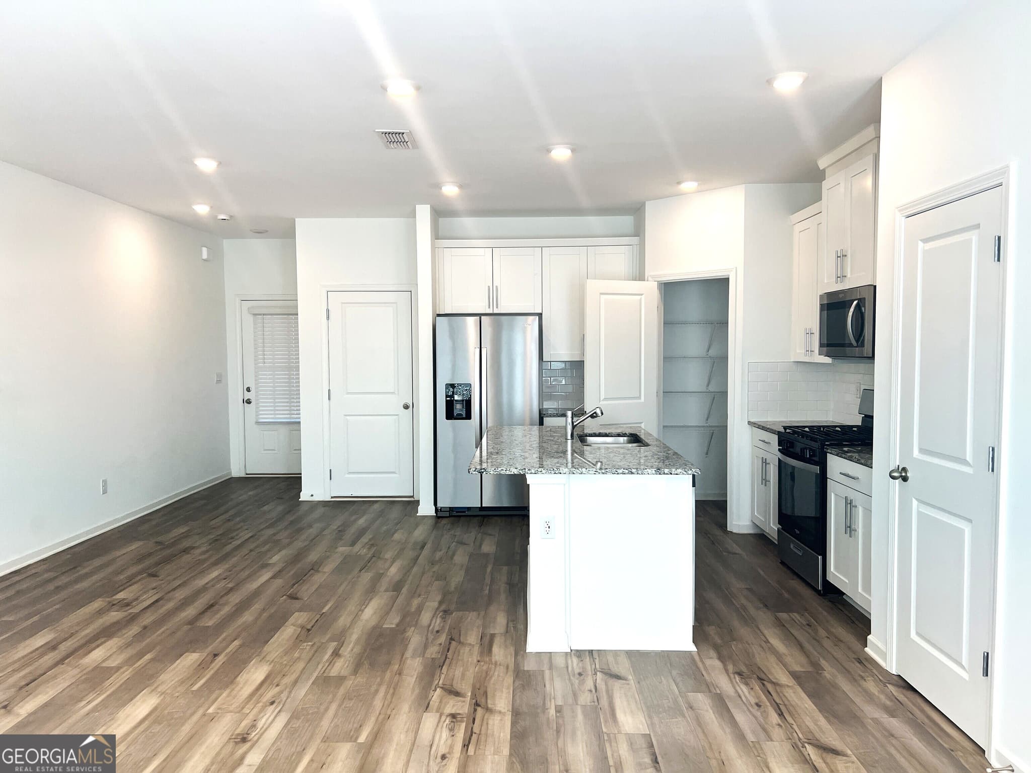 3 bedroom, 2.5 bathroom, 1,672 sq ft townhouse for rent at 205 Bald Avenue, Mcdonough, GA 30253 for $2,350 a month — photo 6