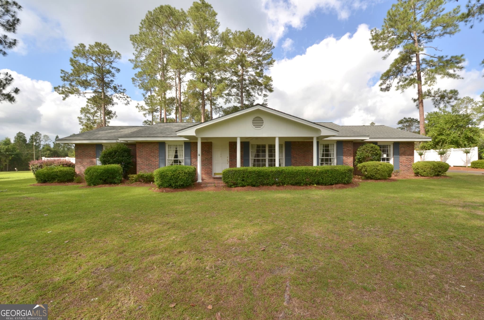 122 Delacy Street, Eastman, GA 31023 — most recent listing photo
