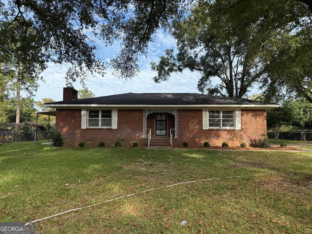 4 bedroom, 3 bathroom, 2,152 sq ft single family residence for rent at 412 Roberson Street, Dublin, GA 31021 for $2,100 a month