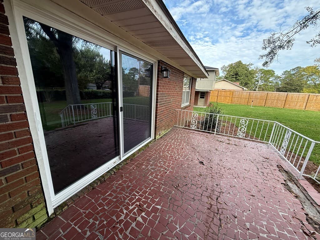 4 bedroom, 3 bathroom, 2,152 sq ft single family residence for rent at 412 Roberson Street, Dublin, GA 31021 for $2,100 a month — photo 8