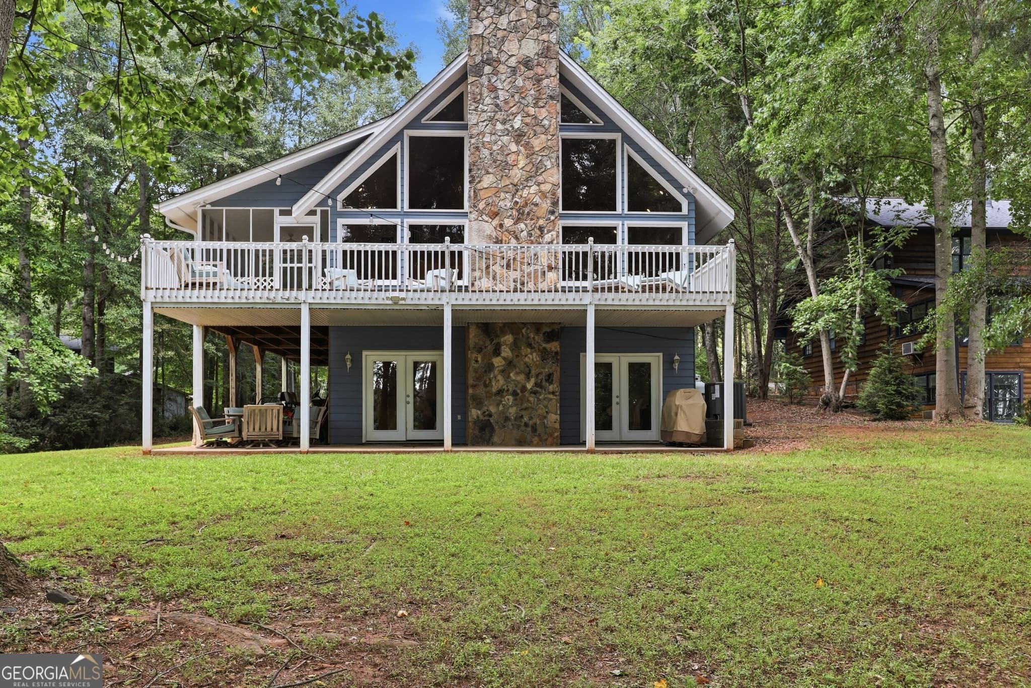 4 bedroom, 3 bathroom, 3,497 sq ft single family residence for sale at 675 Currahee Ridge Road, Toccoa, GA 30577 — photo 2