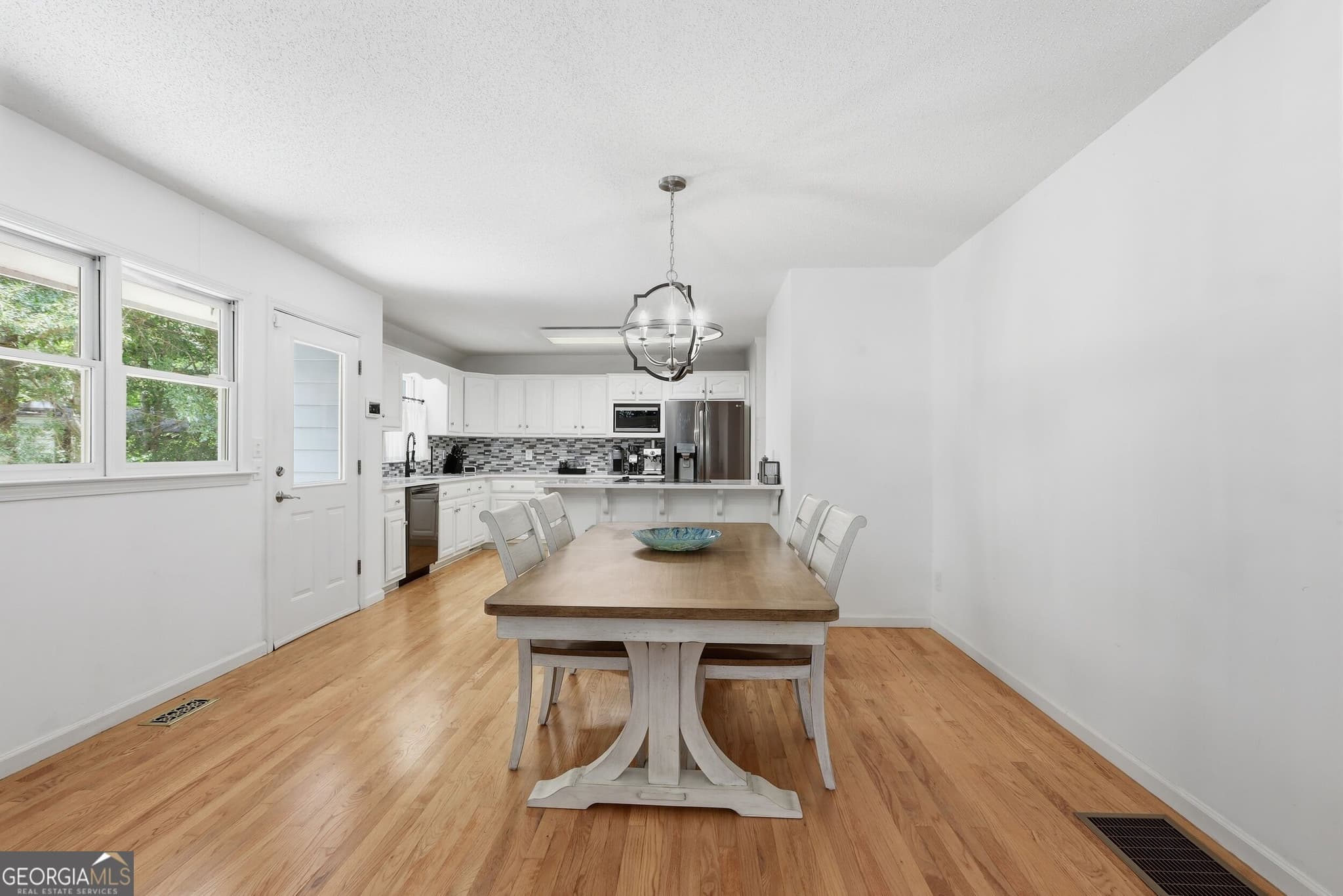 4 bedroom, 3 bathroom, 3,497 sq ft single family residence for sale at 675 Currahee Ridge Road, Toccoa, GA 30577 — photo 7