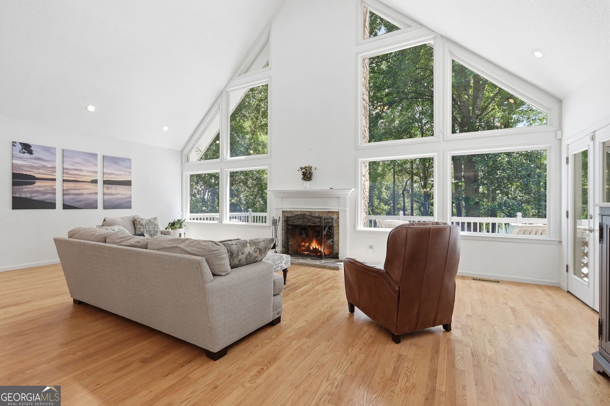 4 bedroom, 3 bathroom, 3,497 sq ft single family residence for sale at 675 Currahee Ridge Road, Toccoa, GA 30577 — photo 8