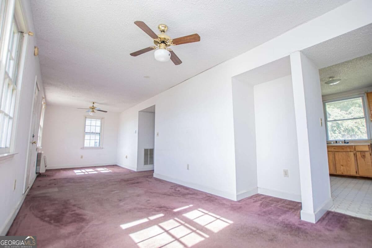 2 bedroom, 1 bathroom single family residence for sale at 6379 E Strickland Street, Douglasville, GA 30134 — photo 6