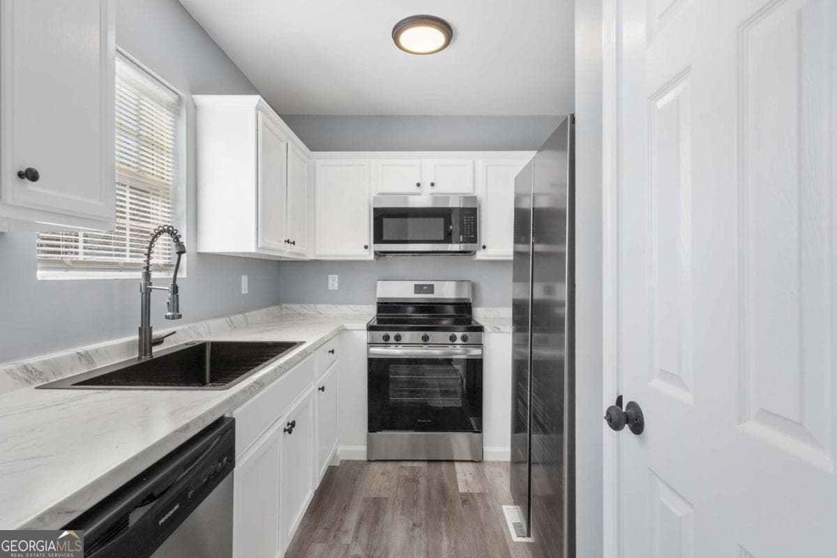 4 bedroom, 3 bathroom, 1,500 sq ft townhouse for rent at 501 Pine Park Street I, Monroe, GA 30655 for $1,350 a month — photo 8