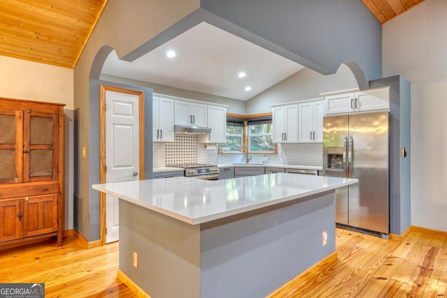 2 bedroom, 2.5 bathroom, 2,480 sq ft single family residence for sale at 288 Sunny View Drive, Blairsville, GA 30512 — photo 7