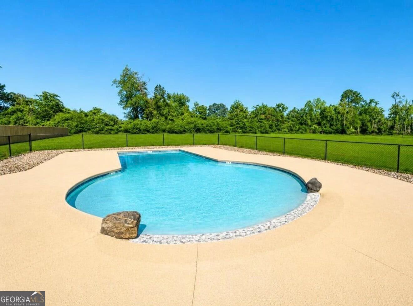 4 bedroom, 3 bathroom, 2,487 sq ft single family residence for sale at 3053 Mary Powell Way, Hahira, GA 31632 — photo 5