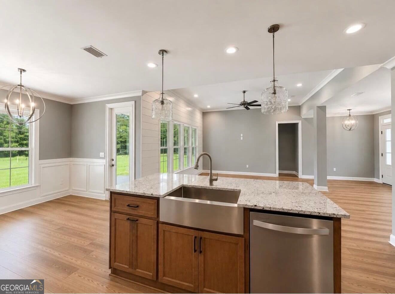 4 bedroom, 3 bathroom, 2,487 sq ft single family residence for sale at 3053 Mary Powell Way, Hahira, GA 31632 — photo 9