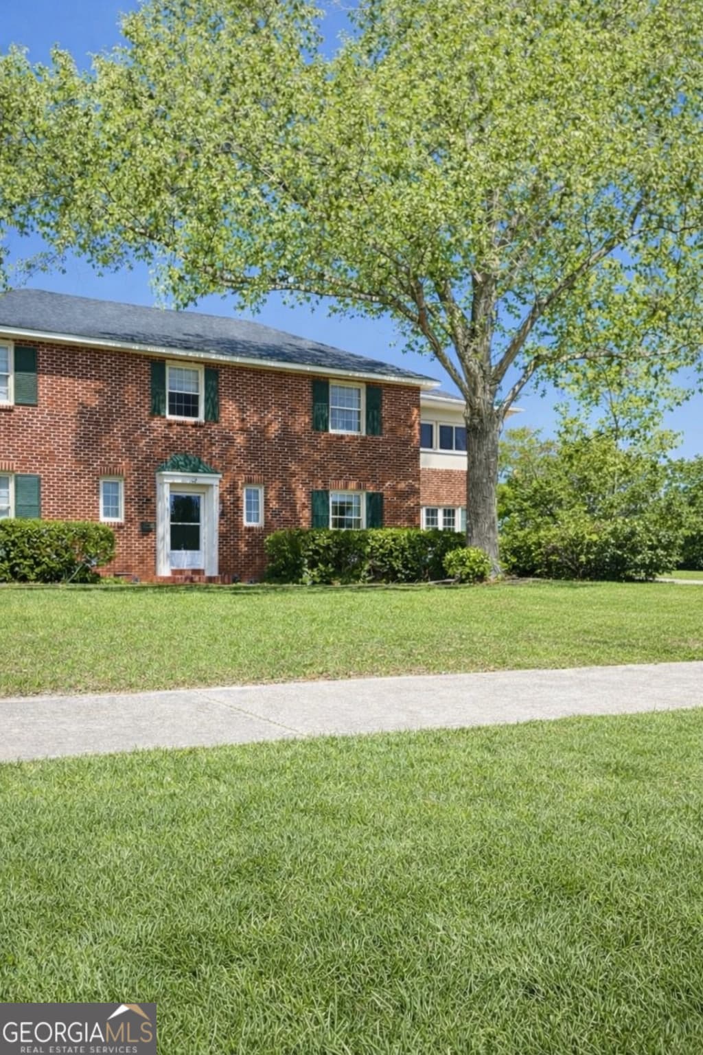 3 bedroom, 3.5 bathroom, 4,132 sq ft single family residence for sale at 703 Church Street, Vidalia, GA 30474