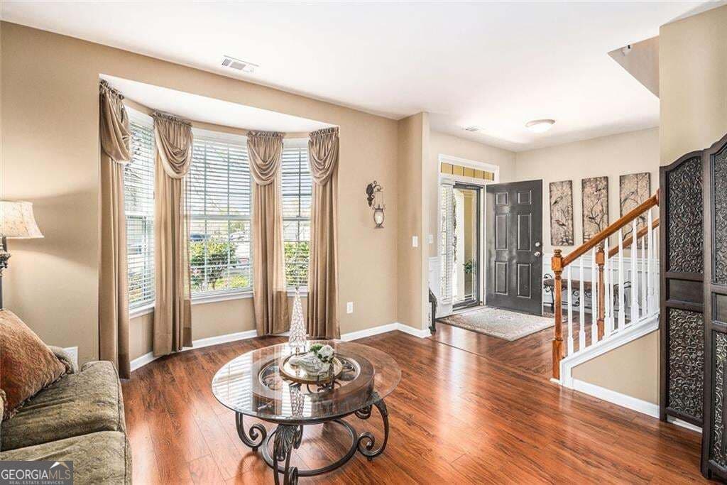 4 bedroom, 2.5 bathroom, 2,993 sq ft single family residence for sale at 108 Heritage Club Circle, Dallas, GA 30132 — photo 6