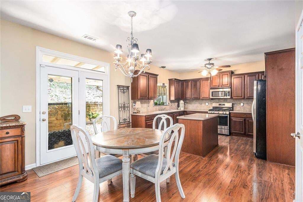 4 bedroom, 2.5 bathroom, 2,993 sq ft single family residence for sale at 108 Heritage Club Circle, Dallas, GA 30132 — photo 10