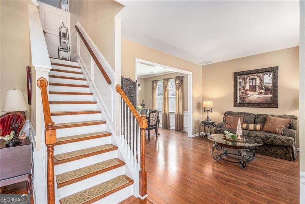 4 bedroom, 2.5 bathroom, 2,993 sq ft single family residence for sale at 108 Heritage Club Circle, Dallas, GA 30132 — photo 4